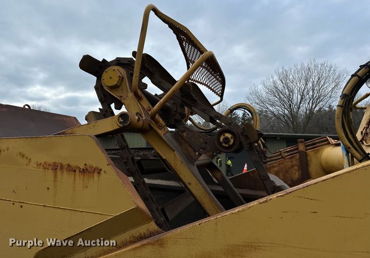image for item DO3191 1988 Caterpillar  613C elevating scraper