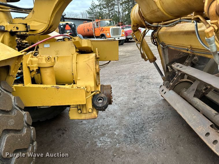 image for item DO3191 1988 Caterpillar  613C elevating scraper