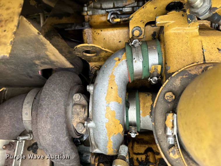 image for item DO3191 1988 Caterpillar  613C elevating scraper