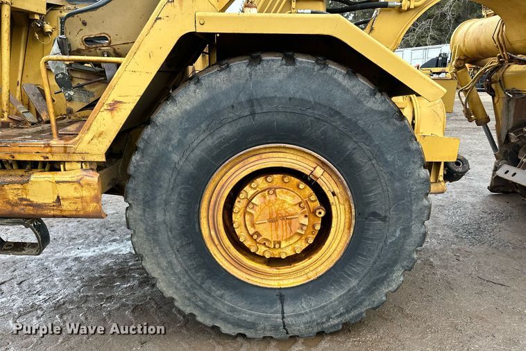 image for item DO3191 1988 Caterpillar  613C elevating scraper