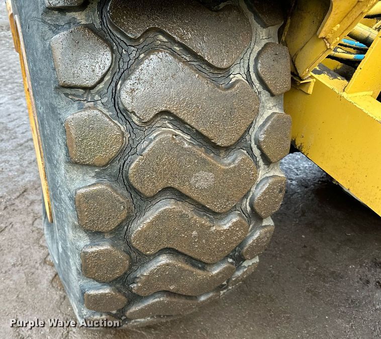 image for item DO3191 1988 Caterpillar  613C elevating scraper