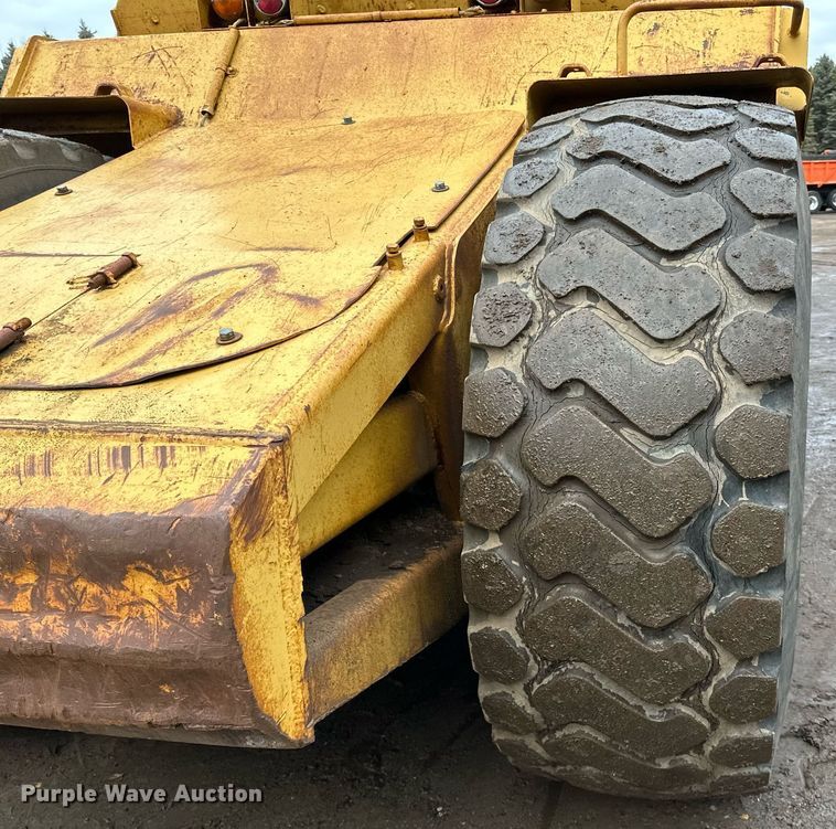 image for item DO3191 1988 Caterpillar  613C elevating scraper