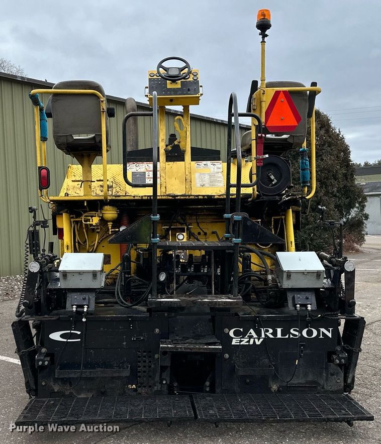 image for item DO3192 2014 Bomag  CR362 paver