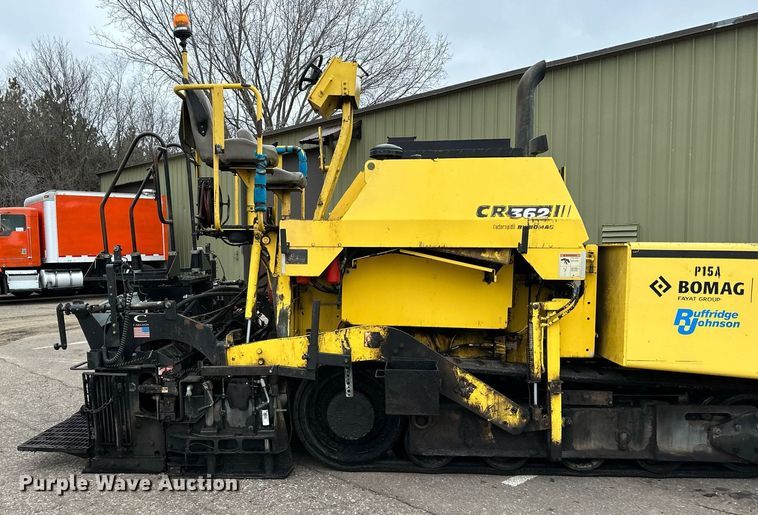 image for item DO3192 2014 Bomag  CR362 paver