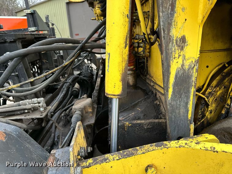 image for item DO3192 2014 Bomag  CR362 paver