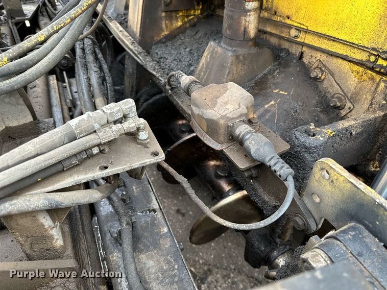 image for item DO3192 2014 Bomag  CR362 paver