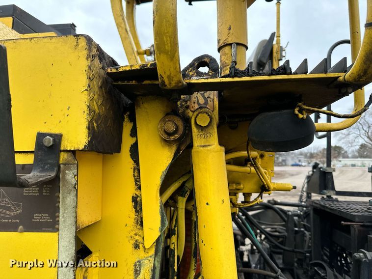 image for item DO3192 2014 Bomag  CR362 paver