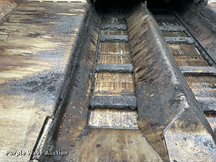 image for item DO3192 2014 Bomag  CR362 paver