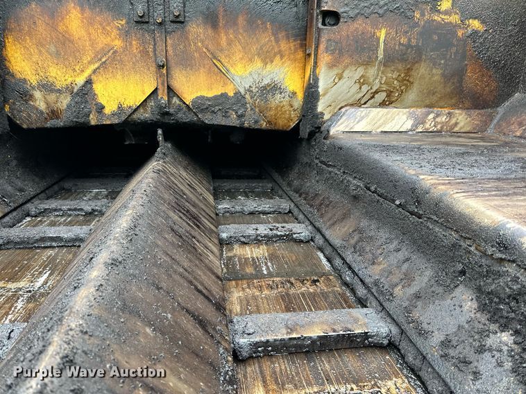 image for item DO3192 2014 Bomag  CR362 paver