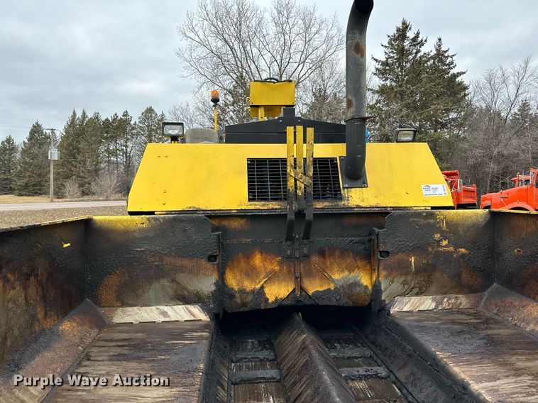 image for item DO3192 2014 Bomag  CR362 paver