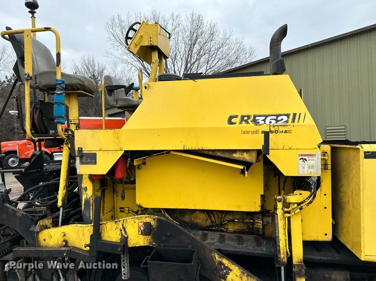 image for item DO3192 2014 Bomag  CR362 paver