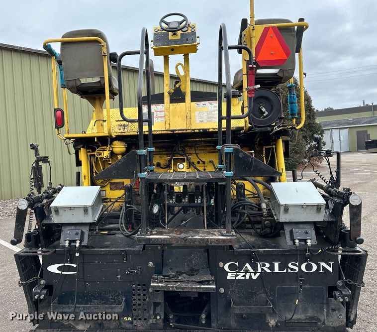 image for item DO3192 2014 Bomag  CR362 paver