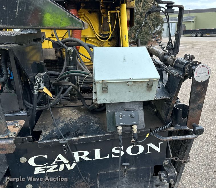 image for item DO3192 2014 Bomag  CR362 paver