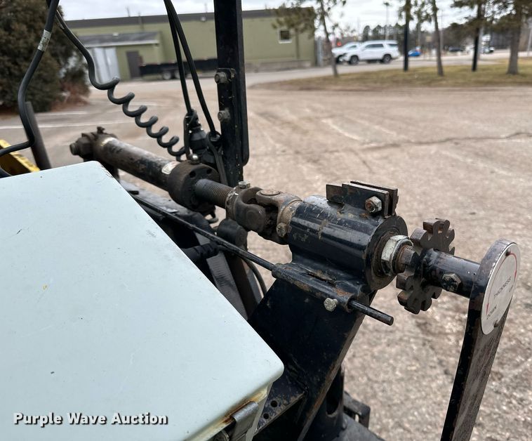 image for item DO3192 2014 Bomag  CR362 paver