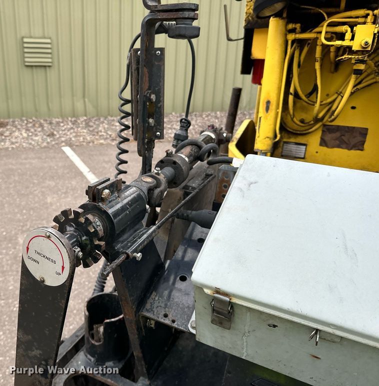 image for item DO3192 2014 Bomag  CR362 paver