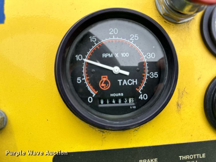 image for item DO3192 2014 Bomag  CR362 paver