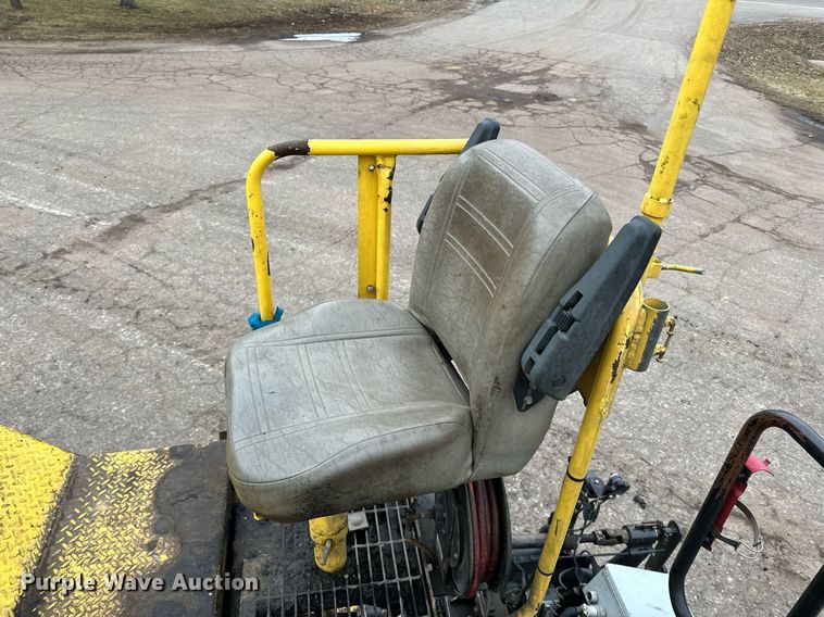 image for item DO3192 2014 Bomag  CR362 paver