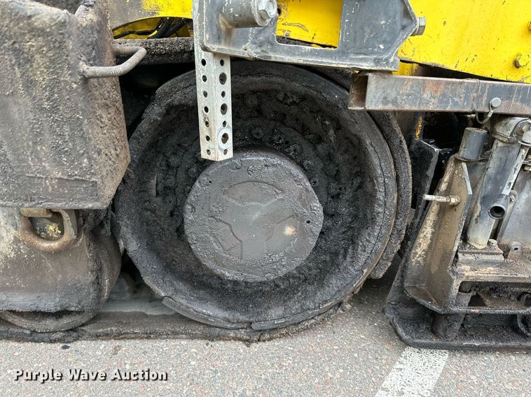 image for item DO3192 2014 Bomag  CR362 paver