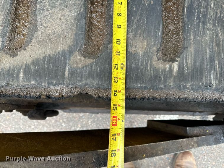 image for item DO3192 2014 Bomag  CR362 paver