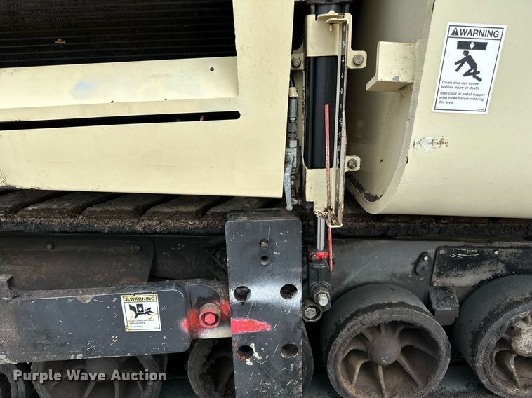 image for item DO3193 2007 Blaw-Knox  PF-6110 paver