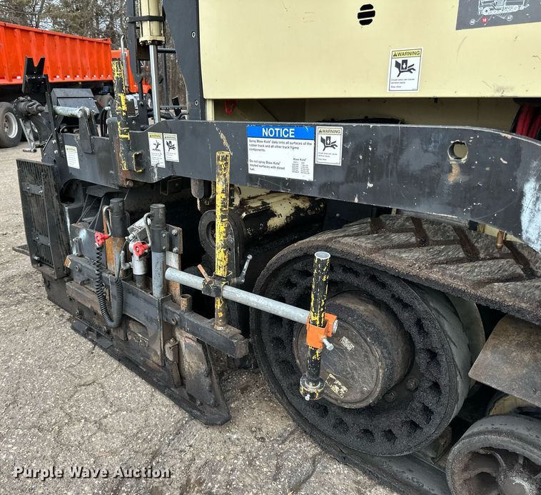 image for item DO3193 2007 Blaw-Knox  PF-6110 paver