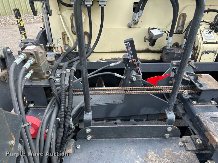 image for item DO3193 2007 Blaw-Knox  PF-6110 paver