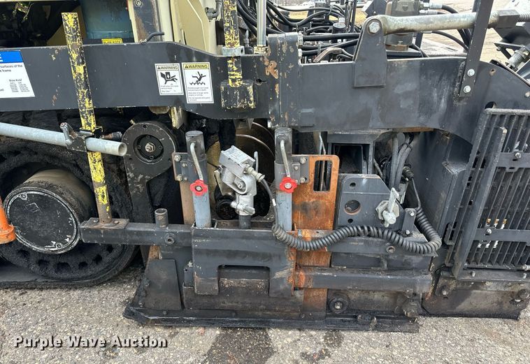 image for item DO3193 2007 Blaw-Knox  PF-6110 paver