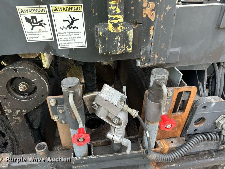 image for item DO3193 2007 Blaw-Knox  PF-6110 paver