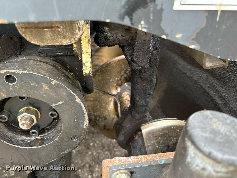 image for item DO3193 2007 Blaw-Knox  PF-6110 paver