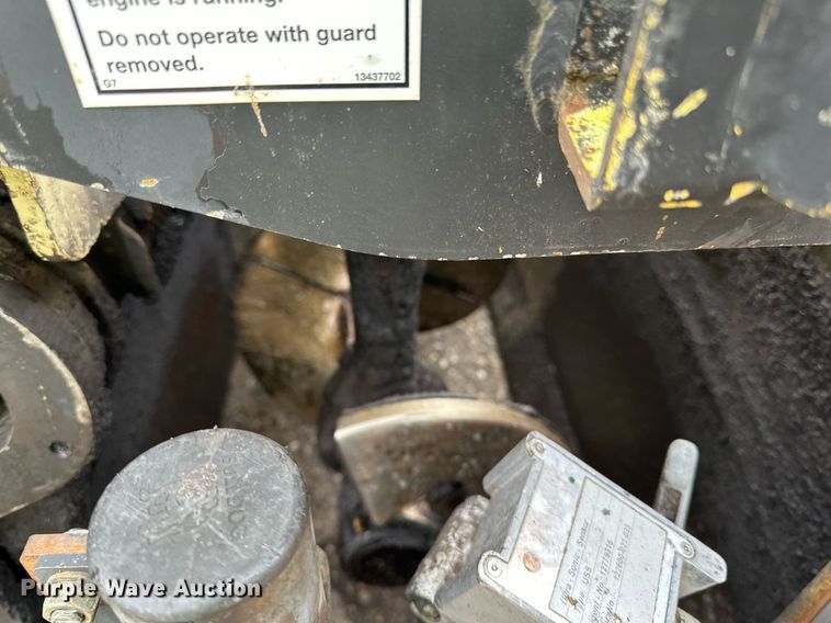 image for item DO3193 2007 Blaw-Knox  PF-6110 paver