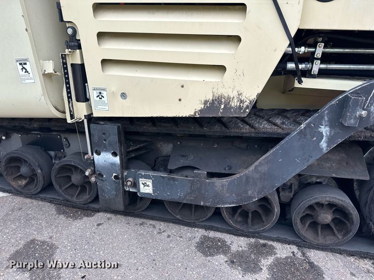 image for item DO3193 2007 Blaw-Knox  PF-6110 paver