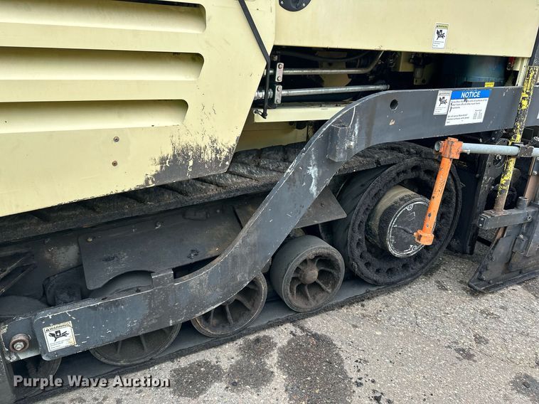 image for item DO3193 2007 Blaw-Knox  PF-6110 paver