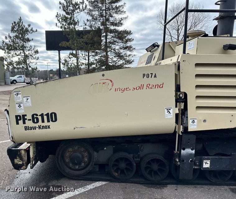 image for item DO3193 2007 Blaw-Knox  PF-6110 paver