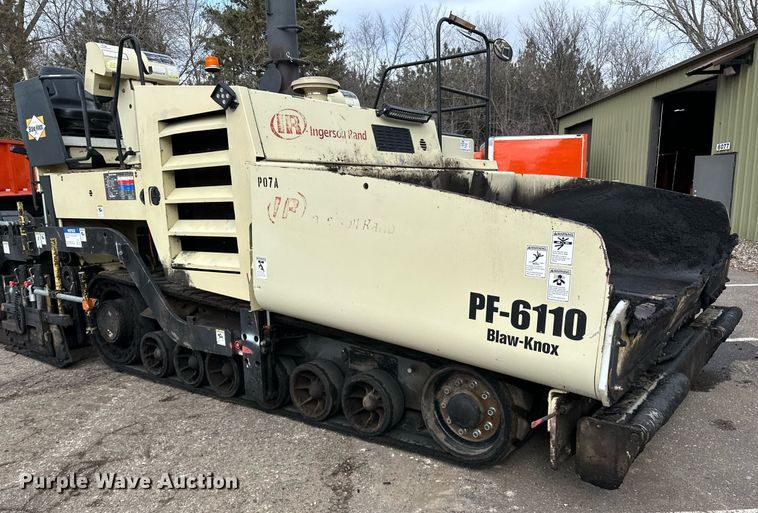 image for item DO3193 2007 Blaw-Knox  PF-6110 paver