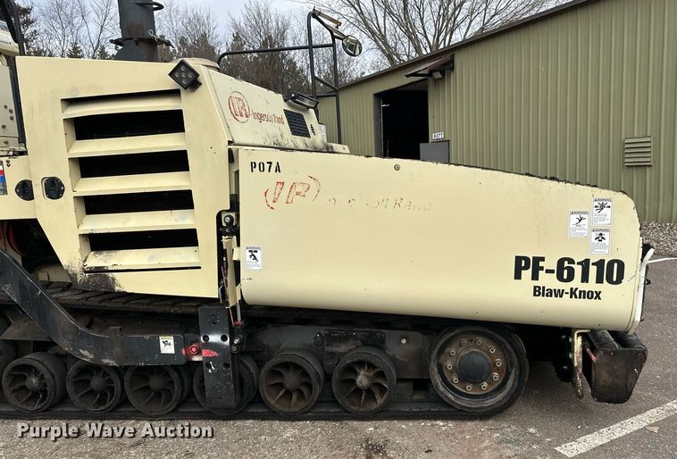 image for item DO3193 2007 Blaw-Knox  PF-6110 paver