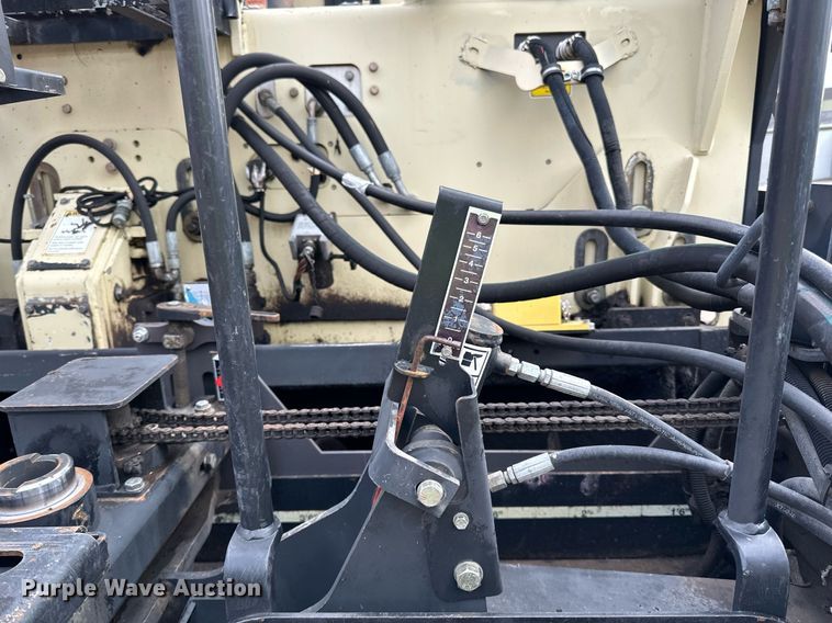 image for item DO3193 2007 Blaw-Knox  PF-6110 paver