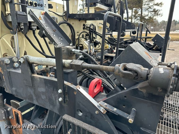 image for item DO3193 2007 Blaw-Knox  PF-6110 paver