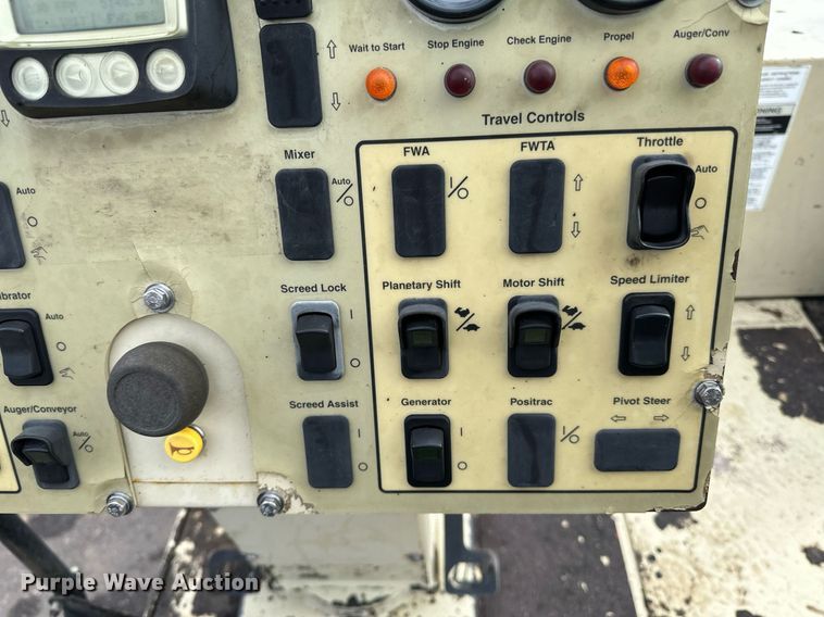 image for item DO3193 2007 Blaw-Knox  PF-6110 paver