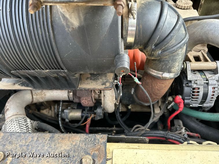 image for item DO3193 2007 Blaw-Knox  PF-6110 paver