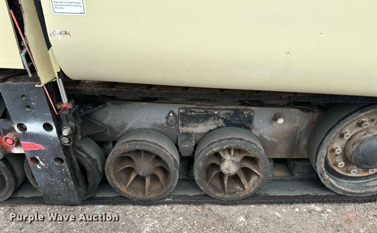 image for item DO3193 2007 Blaw-Knox  PF-6110 paver