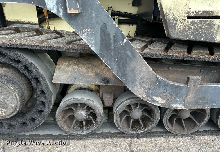 image for item DO3193 2007 Blaw-Knox  PF-6110 paver