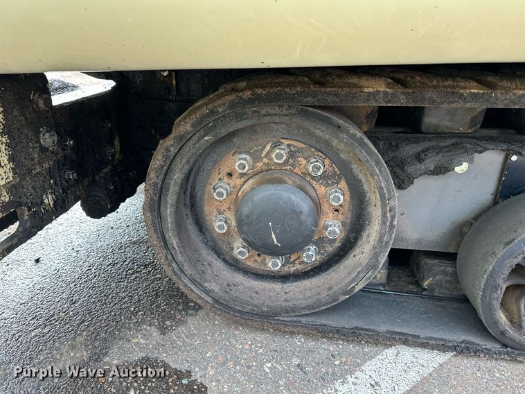 image for item DO3193 2007 Blaw-Knox  PF-6110 paver