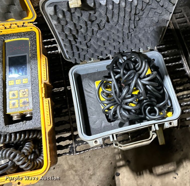 image for item DO3193 2007 Blaw-Knox  PF-6110 paver