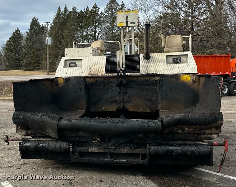 image for item DO3194 1996 Cedarapids  CR461 paver