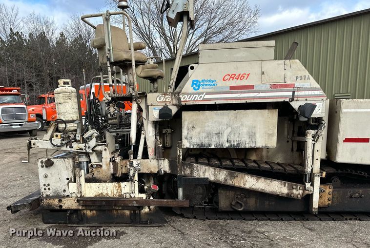 image for item DO3194 1996 Cedarapids  CR461 paver