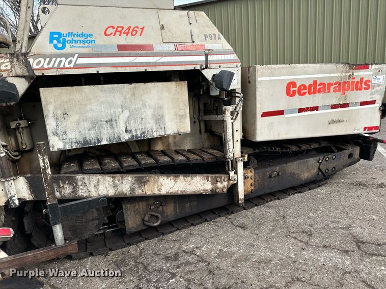 image for item DO3194 1996 Cedarapids  CR461 paver