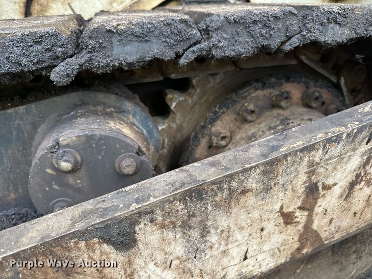 image for item DO3194 1996 Cedarapids  CR461 paver