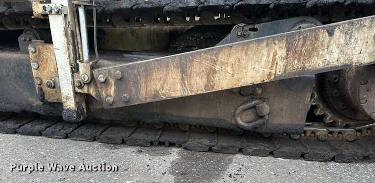 image for item DO3194 1996 Cedarapids  CR461 paver