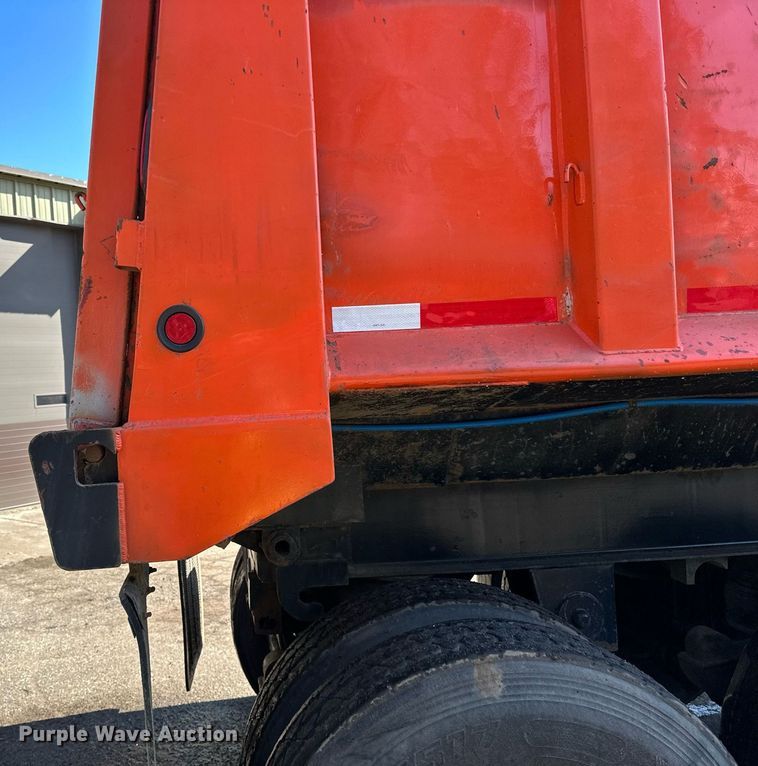 image for item DO3196 1998 East End Dump end dump trailer