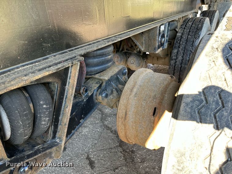 image for item DO3196 1998 East End Dump end dump trailer